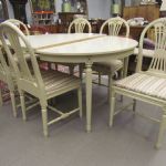 695 8335 DINING ROOM SET